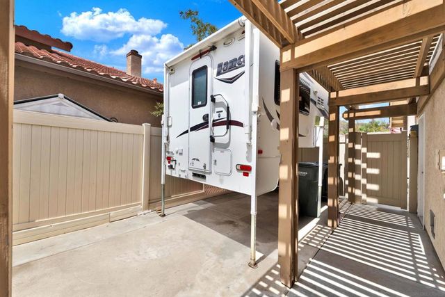 13057 Treecrest, Poway, CA 92064