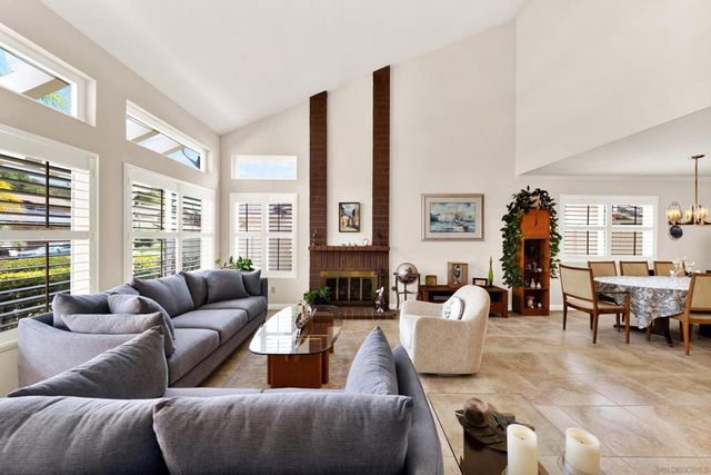 13057 Treecrest, Poway, CA 92064