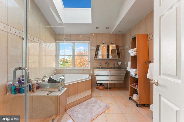 67 LENAPE RD, Richboro, PA 18954