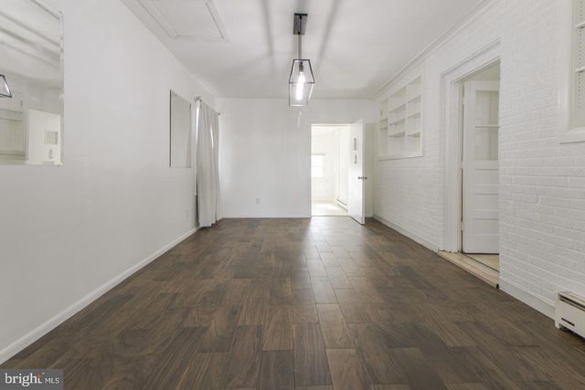 1100 GILBERT RD, Rockville, MD 20851