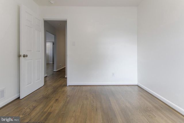 1100 GILBERT RD, Rockville, MD 20851