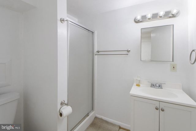 1100 GILBERT RD, Rockville, MD 20851