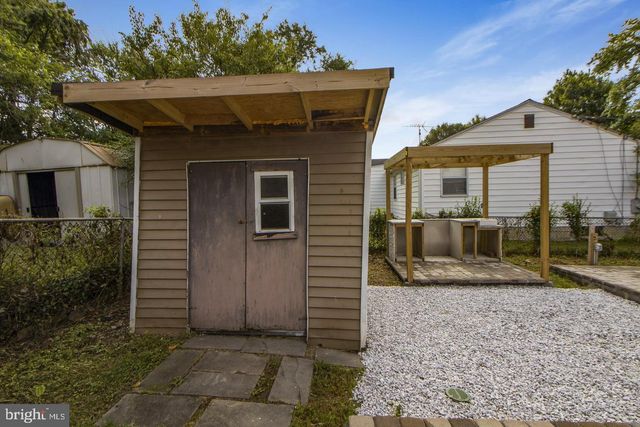 1100 GILBERT RD, Rockville, MD 20851