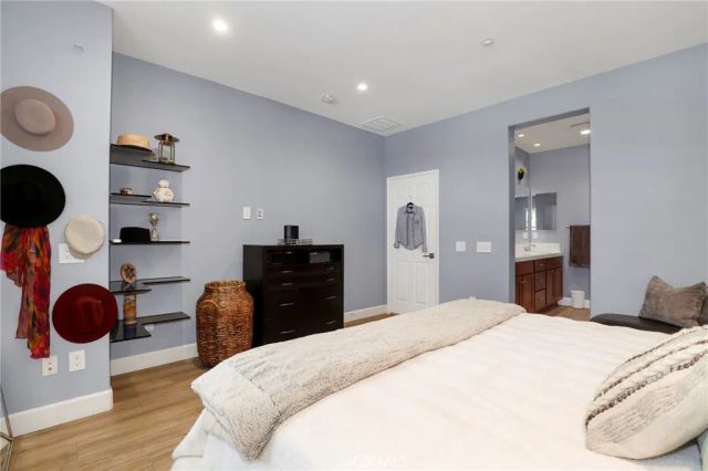 330 Harbor Breeze Drive, Port Hueneme, CA 93041