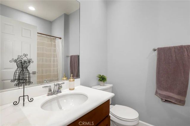 330 Harbor Breeze Drive, Port Hueneme, CA 93041