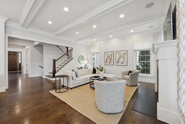 726 Lincoln Street, Evanston, IL 60201