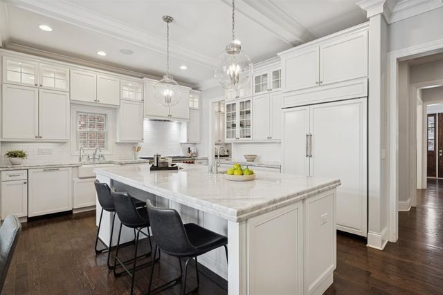 726 Lincoln Street, Evanston, IL 60201