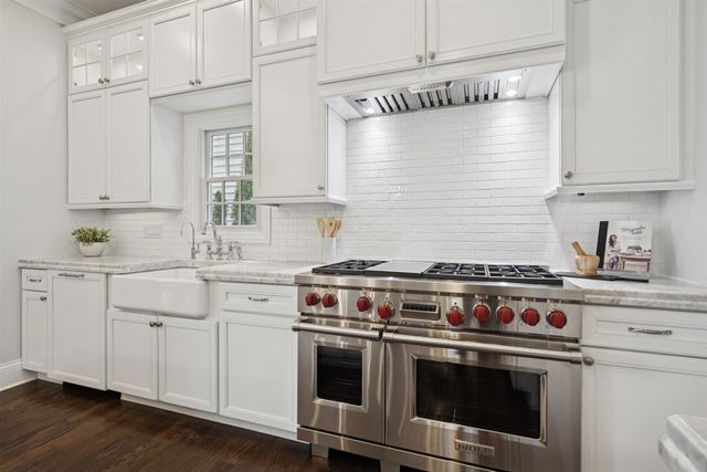 726 Lincoln Street, Evanston, IL 60201