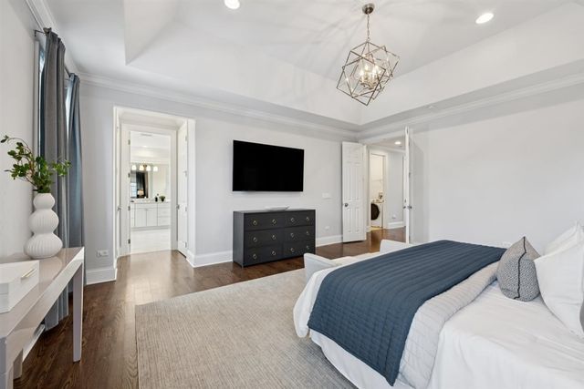 726 Lincoln Street, Evanston, IL 60201