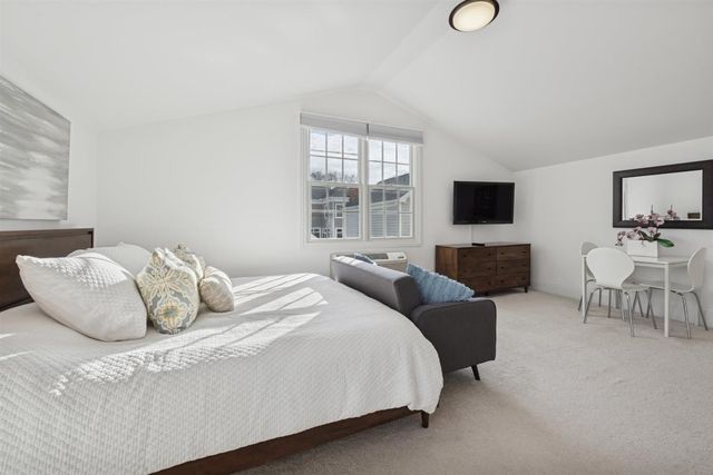 726 Lincoln Street, Evanston, IL 60201