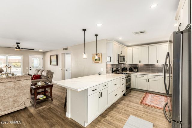 13815 N CAMEO Drive, Sun City, AZ 85351