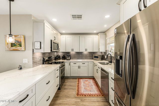 13815 N CAMEO Drive, Sun City, AZ 85351