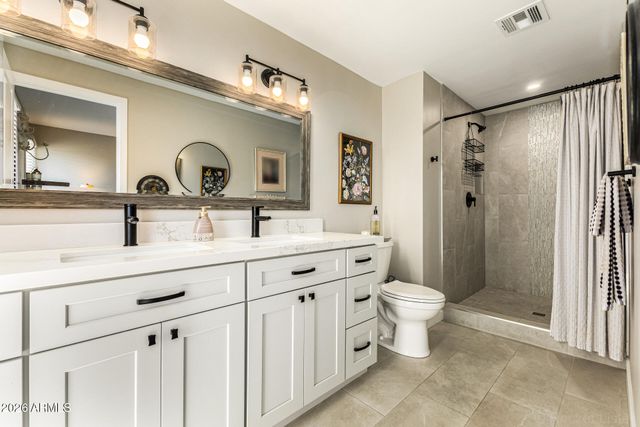 13815 N CAMEO Drive, Sun City, AZ 85351