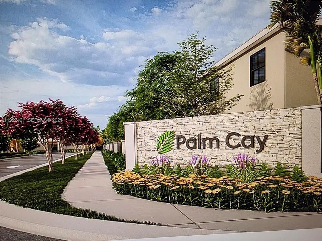 261 NE 16th St 261, Florida City, FL 33034