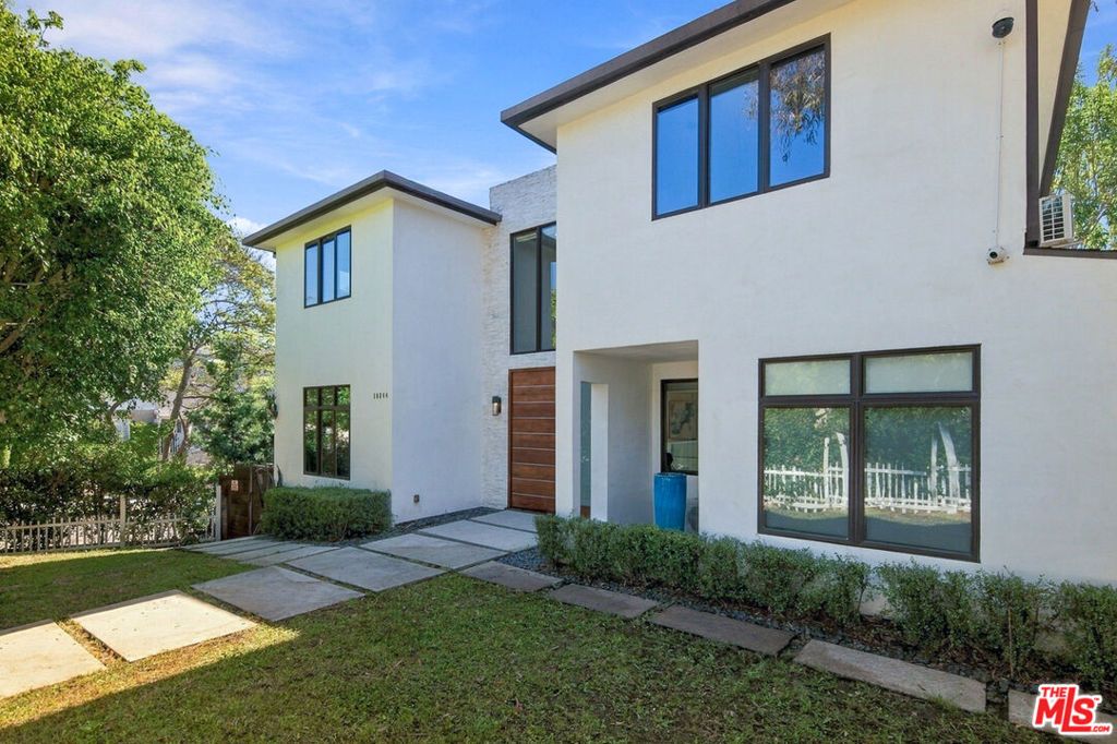 10844 Rochester Avenue, Los Angeles, CA 90024 — exterior