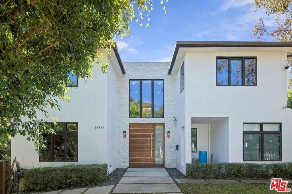 10844 Rochester Avenue, Los Angeles, CA 90024 — photo 2