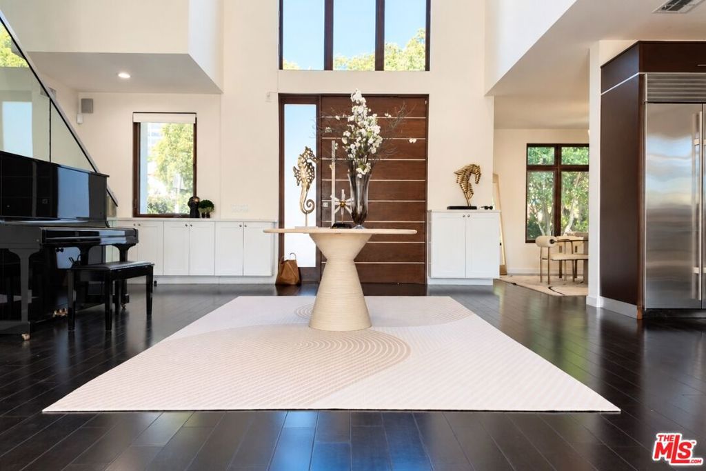 10844 Rochester Avenue, Los Angeles, CA 90024 — photo 5