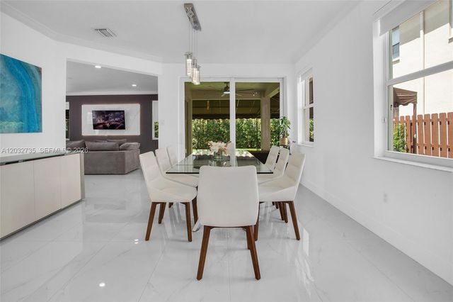11559 NW 84th Terrace, Doral, FL 33178