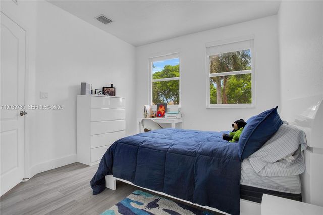 11559 NW 84th Terrace, Doral, FL 33178
