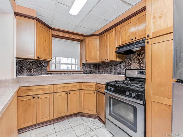 4133 Grace Avenue, Bronx, NY 10466