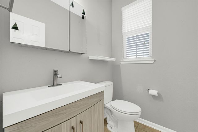 675 Lazy Lane, League City, TX 77573