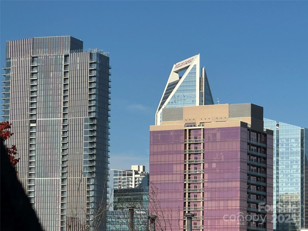 212 E Park Avenue, Charlotte, NC 28203