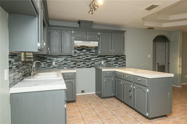 913 Noelia Street, Elsa, TX 78538