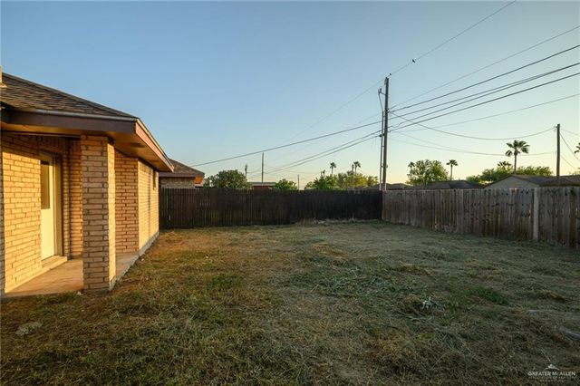 913 Noelia Street, Elsa, TX 78538
