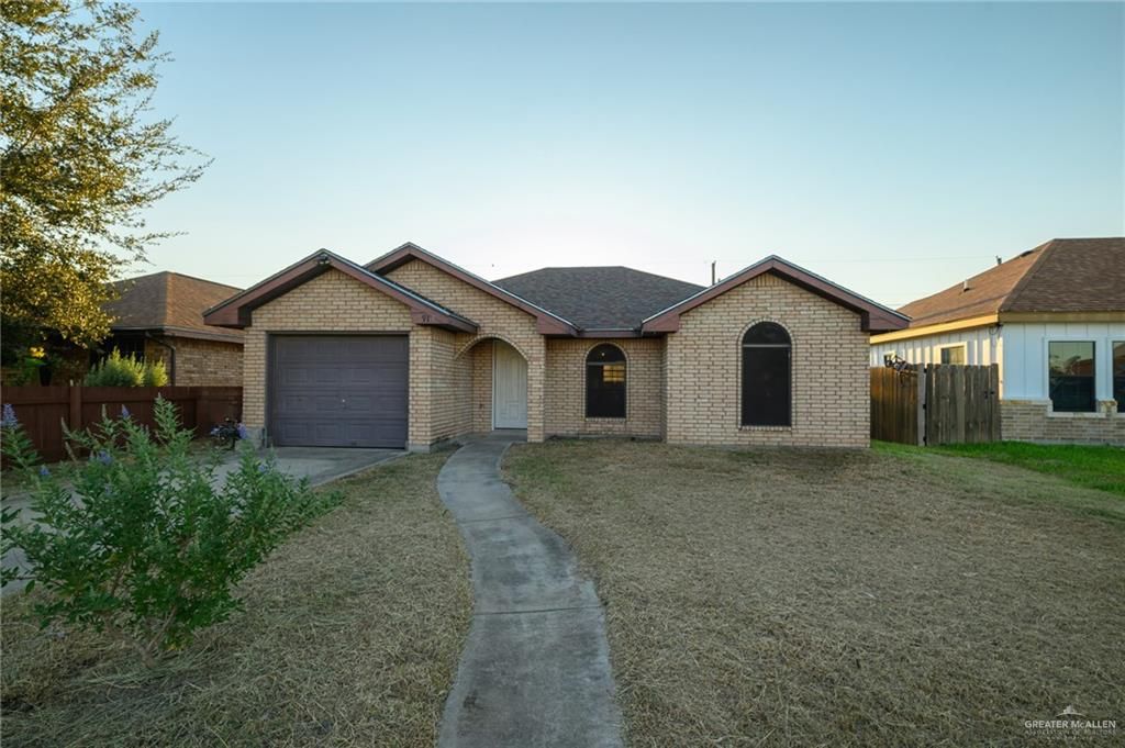 913 Noelia Street, Elsa, TX 78538