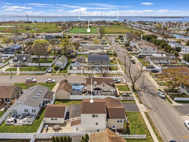 58 Wilson Avenue, Amity Harbor, NY 11701