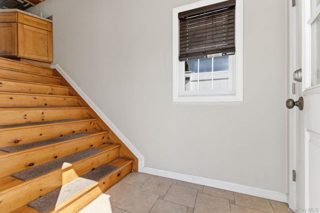 58 Wilson Avenue, Amity Harbor, NY 11701