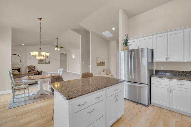 4013 SW Tommy Armour Lane, Redmond, OR 97756