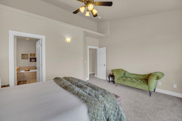 4013 SW Tommy Armour Lane, Redmond, OR 97756