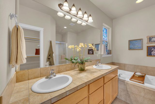 4013 SW Tommy Armour Lane, Redmond, OR 97756