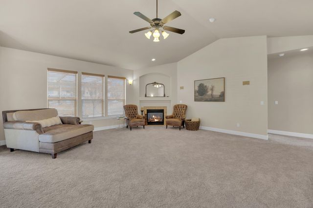 4013 SW Tommy Armour Lane, Redmond, OR 97756