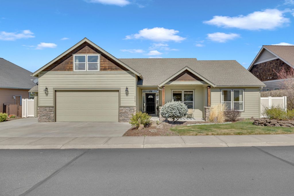 4013 SW Tommy Armour Lane, Redmond, OR 97756