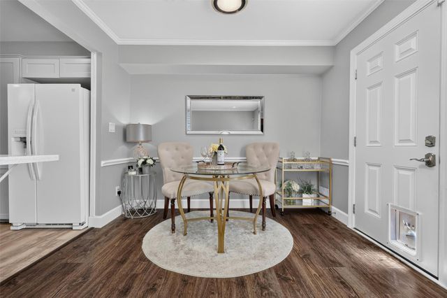 355 N Post Oak Lane 642, Houston, TX 77024