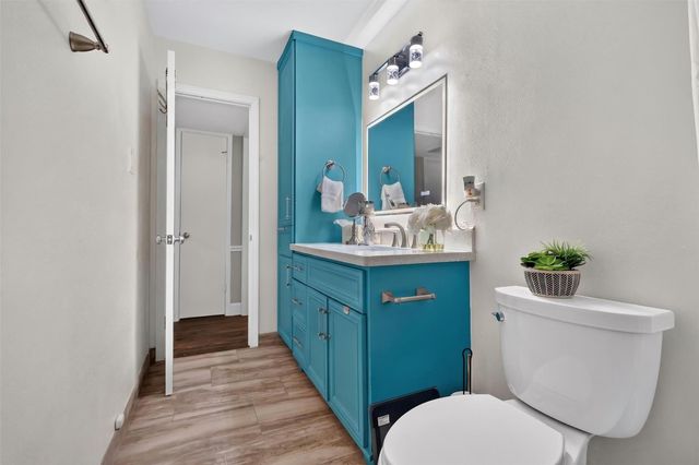 355 N Post Oak Lane 642, Houston, TX 77024