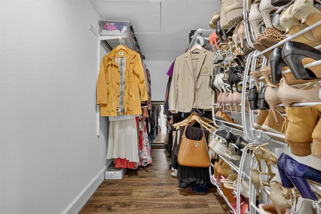 355 N Post Oak Lane 642, Houston, TX 77024