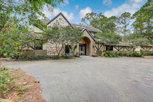 17755 Fox Trail Lane, Loxahatchee, FL 33470