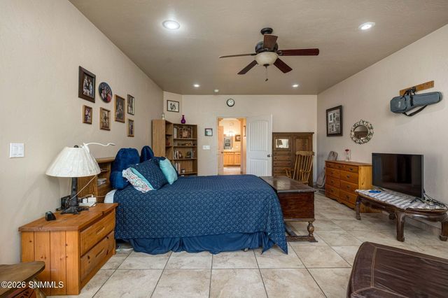293 Wall Avenue, Las Cruces, NM 88001