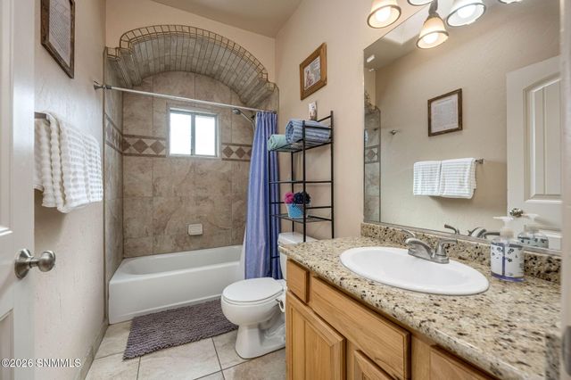 293 Wall Avenue, Las Cruces, NM 88001
