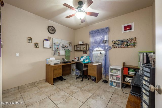 293 Wall Avenue, Las Cruces, NM 88001