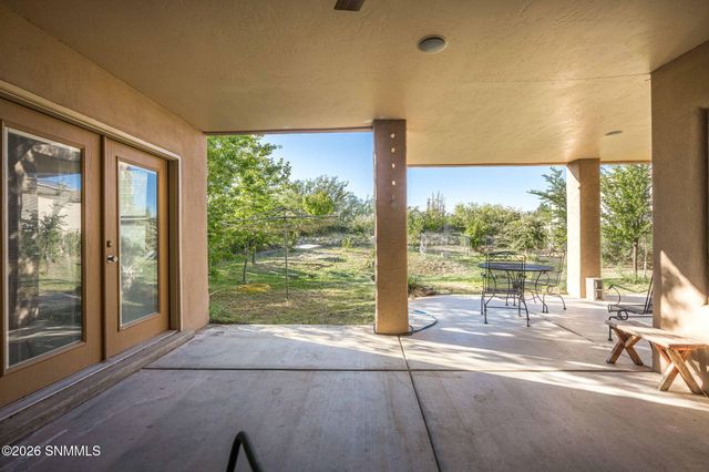 293 Wall Avenue, Las Cruces, NM 88001