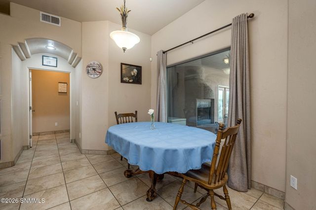 293 Wall Avenue, Las Cruces, NM 88001