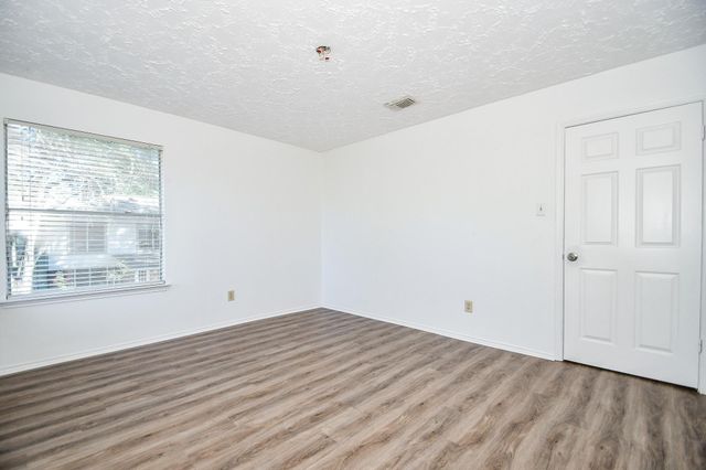 12311 Grove Meadow Drive, Stafford, TX 77477