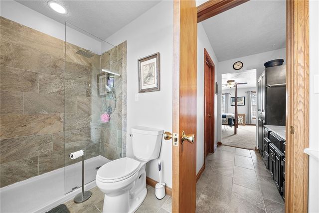 208 Hickory Knolls, Slippery Rock Twp, PA 16057