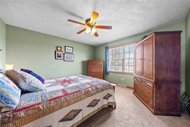208 Hickory Knolls, Slippery Rock Twp, PA 16057