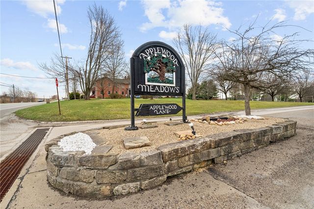 208 Hickory Knolls, Slippery Rock Twp, PA 16057