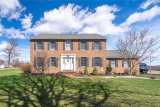 208 Hickory Knolls, Slippery Rock Twp, PA 16057